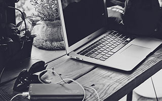 苹果官网序列号查询，一键解锁设备详情